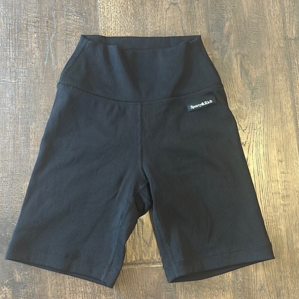 Sporty & Rich ribbed biker shorts 6”